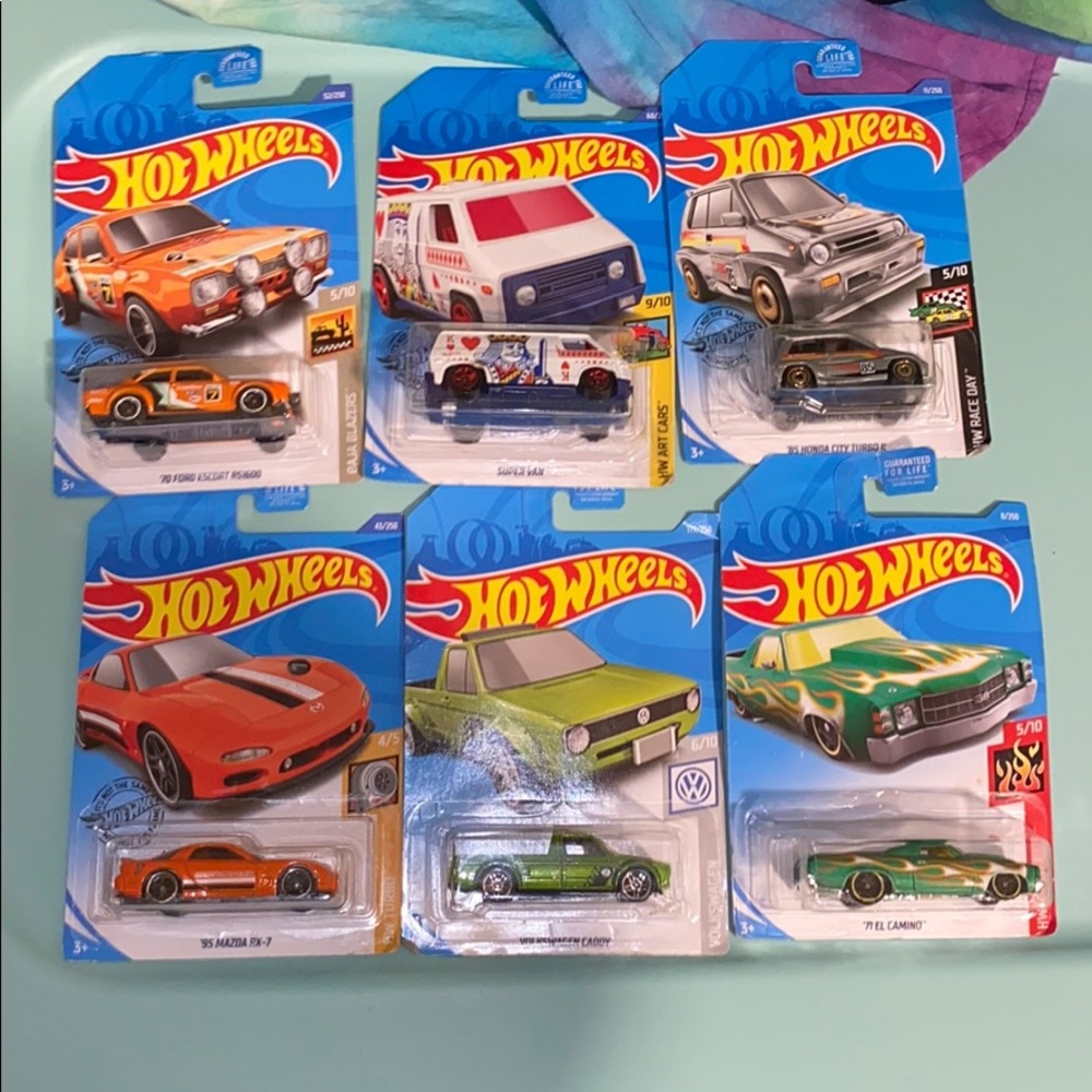 6 Hot Wheel Bundle